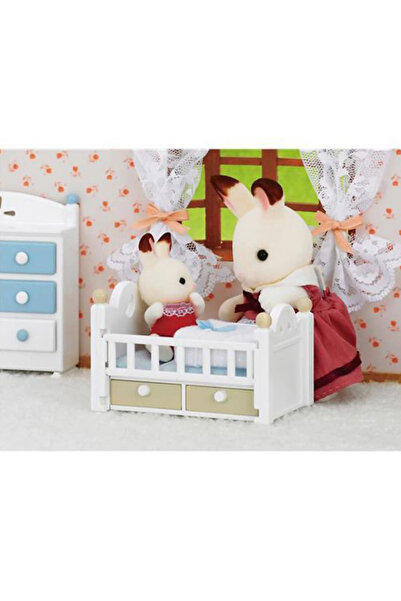 NW NessiWorld Sylvanian Families Chocolate Eared Rabbit Baby and Bed 5017