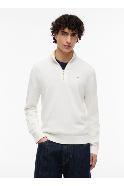 Tommy Jeans Beyaz Erkek Kazak DM0DM21654YBH TJM SLM ESS LIGHT