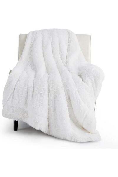 BEDSURE Ultra Soft Throw Blanket, Fluffy Blankets & Throws - Fuzzy Sherpa Fau...