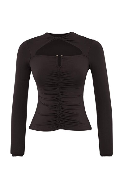Trendyol Collection بلوزة حفلات برباط وتفاصيل إكسسوارات باللون البني TPRAW27B...