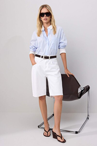 Trendyol Collection شورت أبيض وبرمودا TWOSS25SR00150