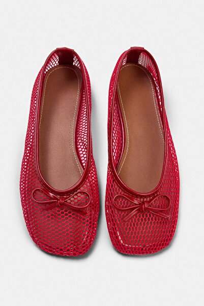 TRENDYOL SHOES Rote Schleife mit detailliertem Mesh-Design für Damen-Ballerin...