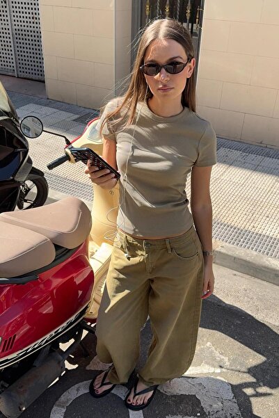 Bershka Kısa kollu fitilli temel tişört