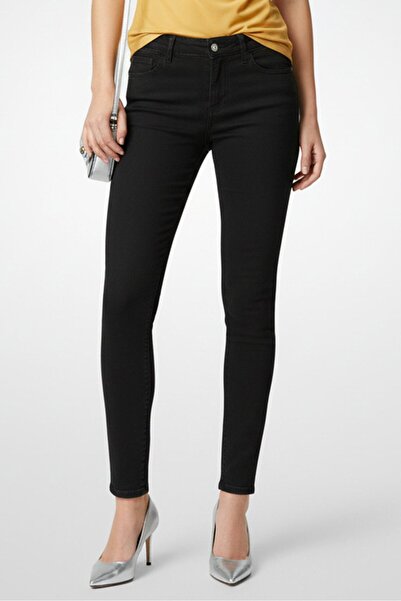 Diesel Women Super Slim-Skinny Solid Jeans, Black