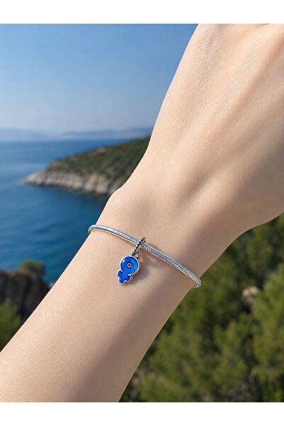 My Story Güçlü Kadınlar Işıltılı Sallantılı Charm
