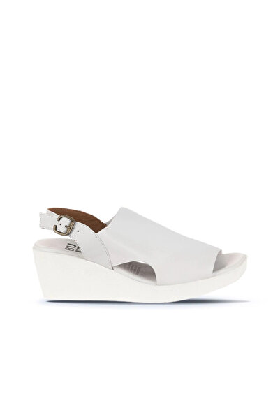 Bueno Shoes White Cracked Leather Women's Wedge Heeled Sandals 01Wy2407