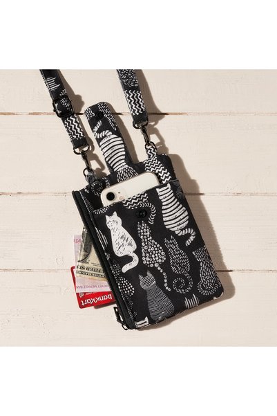 İsella Black and White Cats Phone Bag Wallet Passport