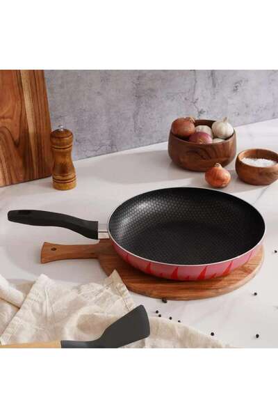 PAN HOME Senstan Flame Fry Pan Dia28cm -red