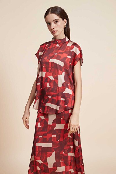 Yola Short Sleeve Printed Blouse with High Neck