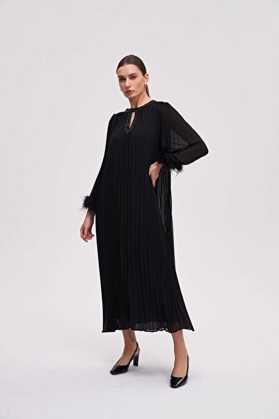 Livia Plain 3/4 sleeve midi dress