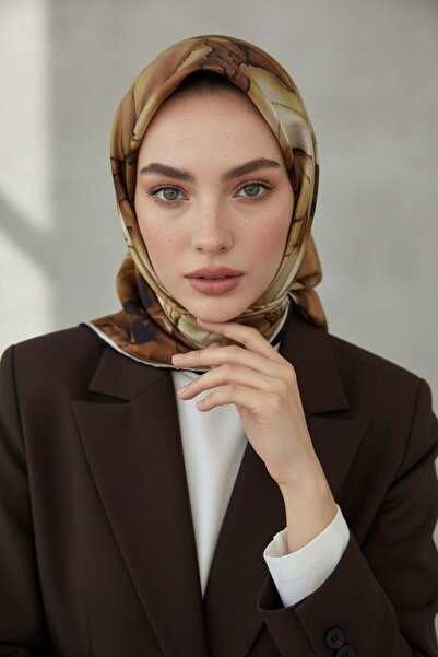 Vissona %100 Twill İpek Batik Çiçek Desenli Taba - Hardal Renkli 90x90 Eşarp ...