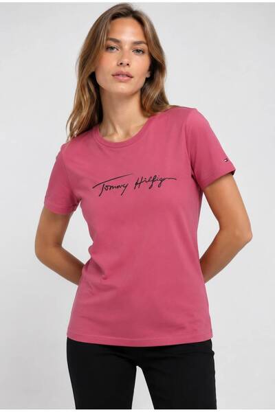 Tommy Hilfiger Imza Logo Kadın Tshirt