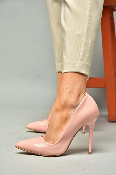 Fox Shoes حذاء نسائي بكعب باودر8922151909
