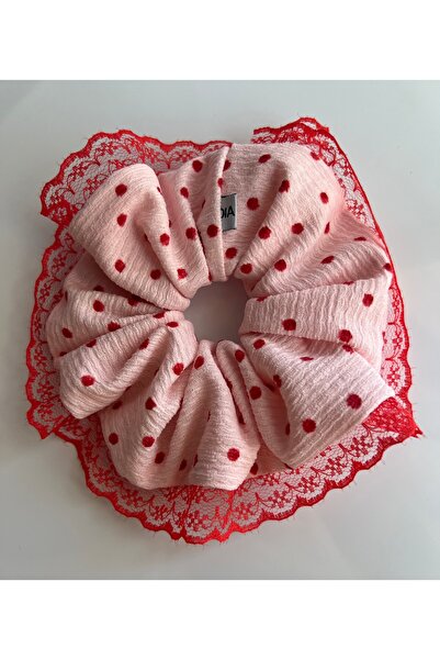 OIA Atelier Şeker Pembe Kırmızı Puantiye ve Dantel Detaylı Lace Scrunchie Las...