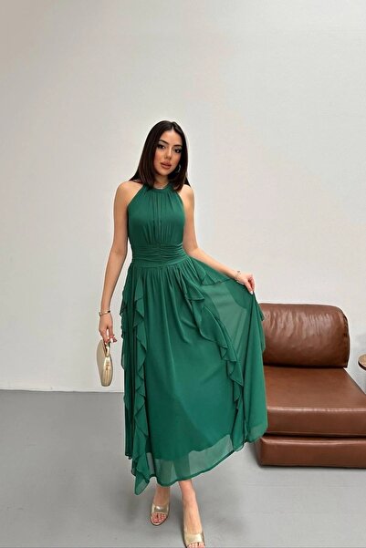 Caddebostan Moda Rochie de seară din șifon cu decolteu halter și cu încrețitu...