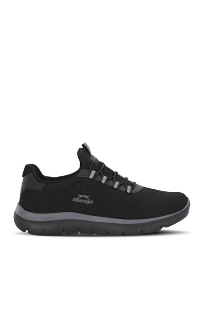 Slazenger Foreign g Women's Black / Black Running & Walking Sneakers