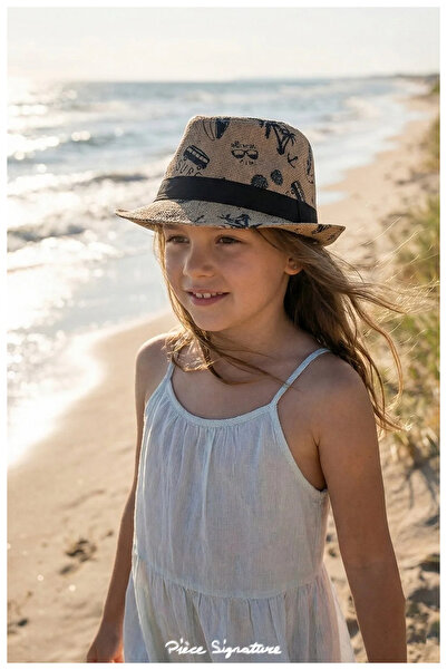 PIECE SIGNATURE Michael Jackson Model, a Lined D Patterned Children's Hat (Ag...
