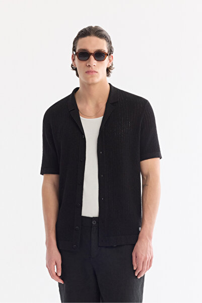 Avva Men's Black Apaj Collar Front Buttoned Soft Touch Short Sleeve Regular F...