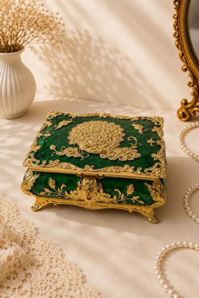 RASHA COLLECTION Green Vintage Jewelry Box with Gold Plated Detail