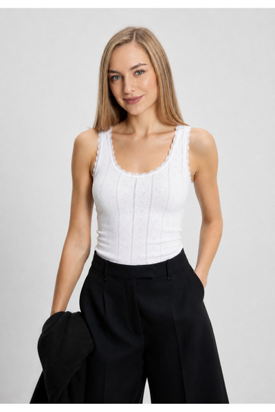 Cotpark Women's 100% Cotton Ribbed Lace Detailed Undershirt 3095 - White