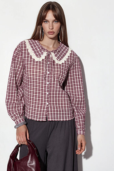 Merterium Women's Lace Collar Plaid Shirt 1507 - Burgundy