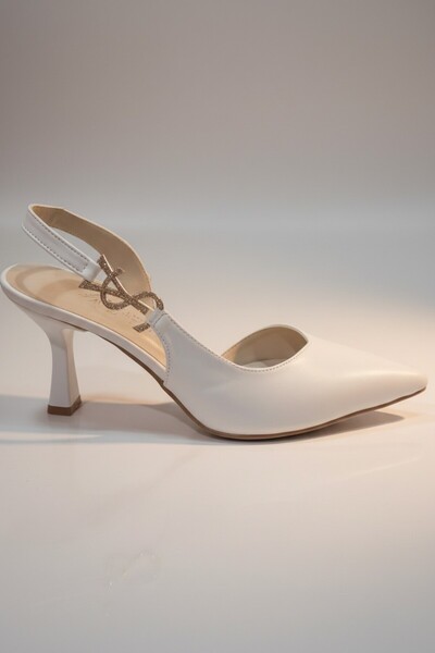 Modayak Γυναικεία παπούτσια ARICI με λεπτό τακούνι, μυτερή μύτη και μπρούτζιν...