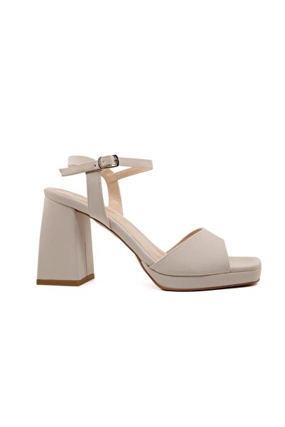 MİSS PARK MODA 08 k88 Γυναικεία παπούτσια με τακούνι σε χρώμα δέρματος