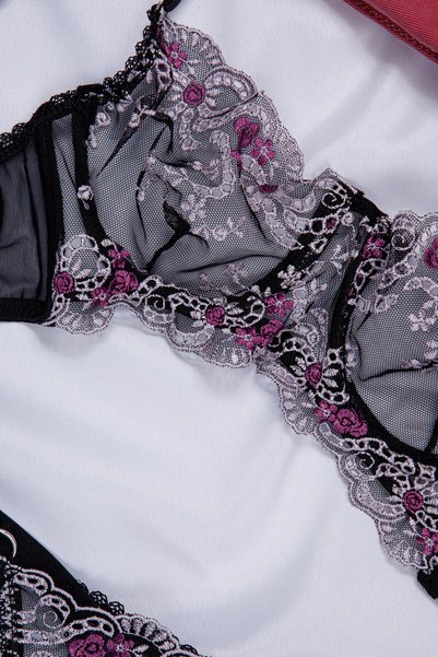 Mistressia Floral Underwire Bra Lingerie Sets.