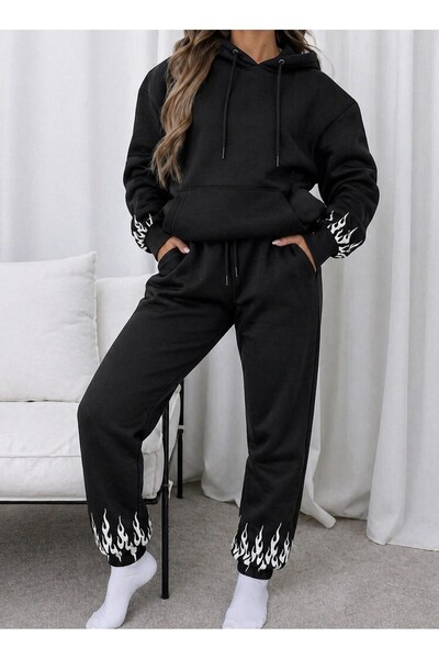 SERBA Γυναικείο σετ φόρμας με κουκούλα σε μαύρο χρώμα με σχέδιο φλόγας