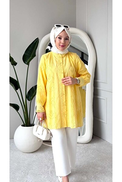Moda Asrın Yakası Ve Kolu Dantelli Top Düğmeli Astarlı Gömlek -Sarı