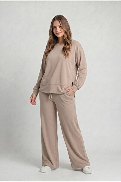 Asena Mila Comfortable Two-Piece Top and Bottom Set