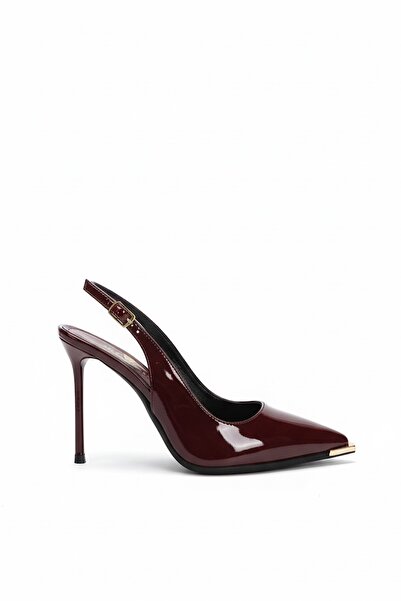 SHOEBELLAS Flop Bordo Rugan Önü Gold Toka Detaylı Kadın Topuklu Ayakkabı