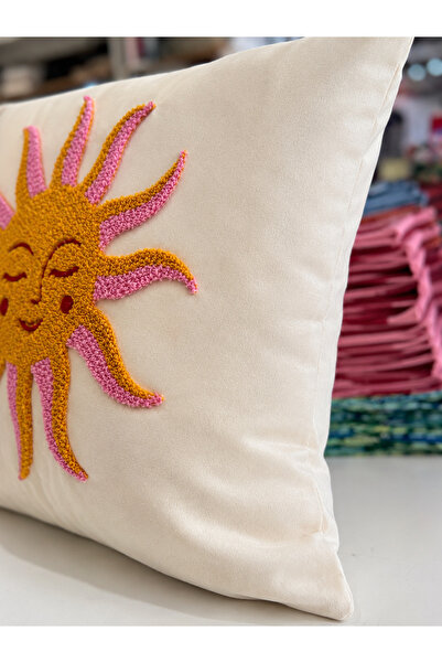 Pilloveland Punch Nakışlı Kırlent Kılıfı - 43*43 Cm - Sun - PNK001