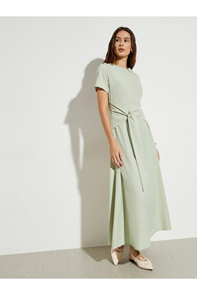 Styli Green Maxi Dress with Tie Detail
