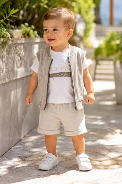 Pure Boutique Elegant 3-piece baby boy outfit with cream vest and shorts