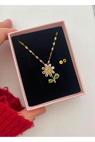 Le Manolia Accessories kararmaz çelik papatya kolye ve papatya kupa ve türk kahvesi kalp anahtarlık hediye sepeti