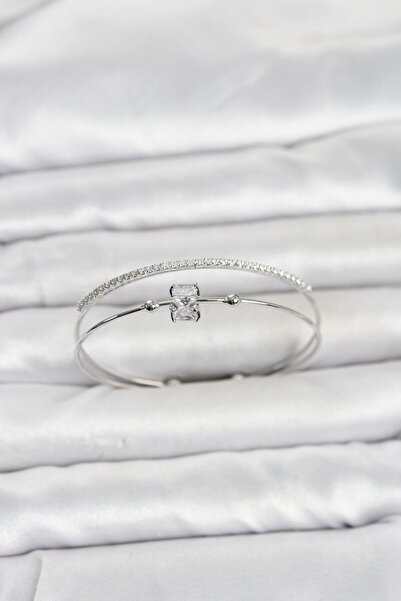 Clariss Brass Silver Color Zircon Stone Baguette Model Women's Bracelet