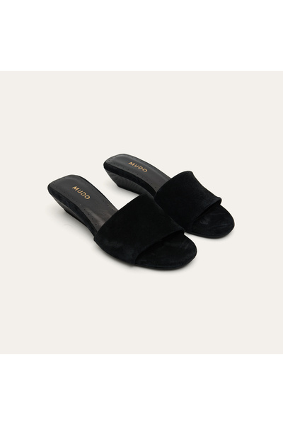 Mudo Woman's black striped leather slippers