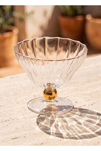 The Mia Glass Ice Cream Bowl and Dessert Presentation Bowl Gold 240 ml
