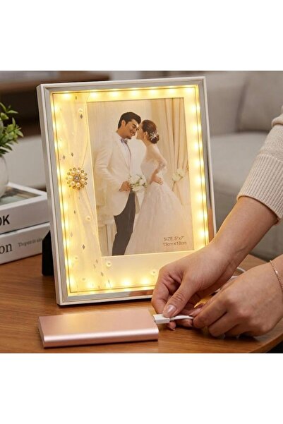 sanalbayim 3 Işıklı Fotoğraf Çerçevesi 13x18