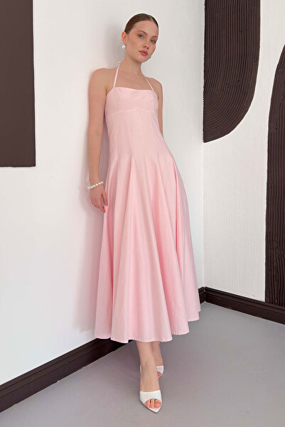 VERYMODA Powder Pink Halter Neck Flared Midi Dress