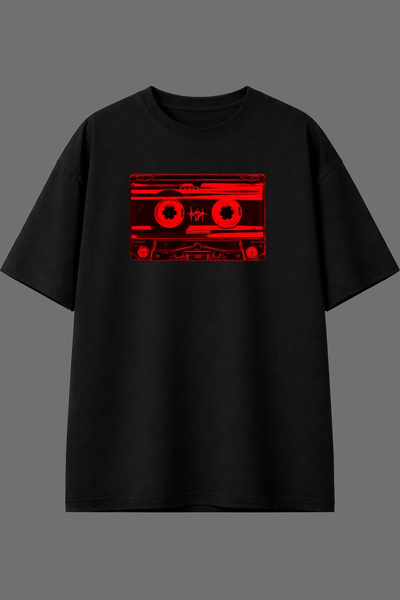 VSRN Red Cassette Design Front Printed Black Oversize T-Shirt
