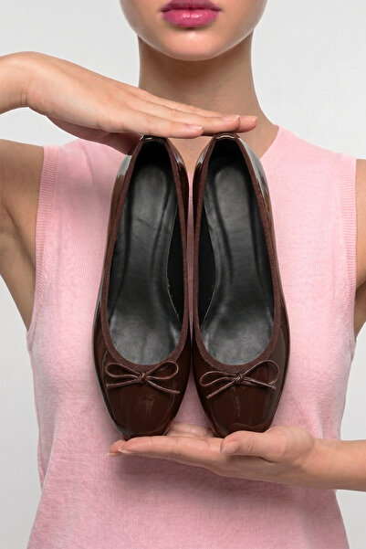 PAYZİN ''Emel'' Round Toe Flat Bottom Ballerinas with Mustache Bow New Season