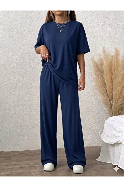 Mood Lab Women's 2-Piece Comfortable Cut T-Shirt Wide Leg Elastic Knitted Pants