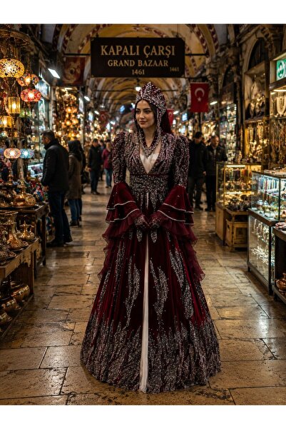 ZK ZÜMRÜT KAFTAN Gümüş İşlemeli Gelin Kaftanı