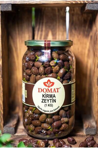 UĞURLU ORGANİK ZEYTİN VE ZEYTİNYAĞLARI Domat Kırma Zeytin (1 KG)