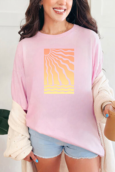 Sarah's Boutique Women's T-shirt – 100% cotton – Sunset Rays