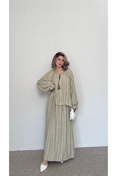 Nesil Oversize Blouse and Skirt Set