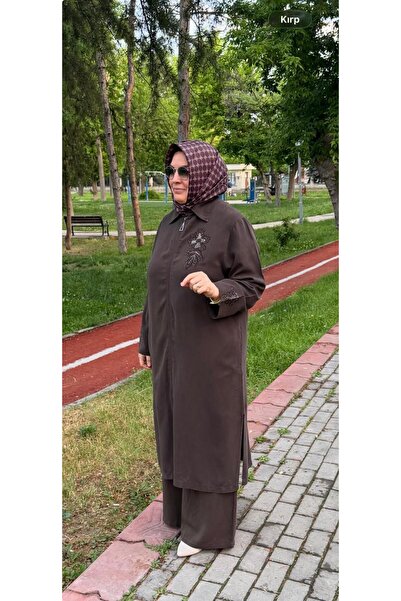 Gülhan Gökçen Yaprak Desen Nakışlı İnce Tensel Kap