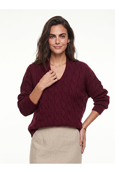 ONLOOX Burgundy Acrylic Textured Oval Collar Oversized Hair Braid Detailed Lo...
